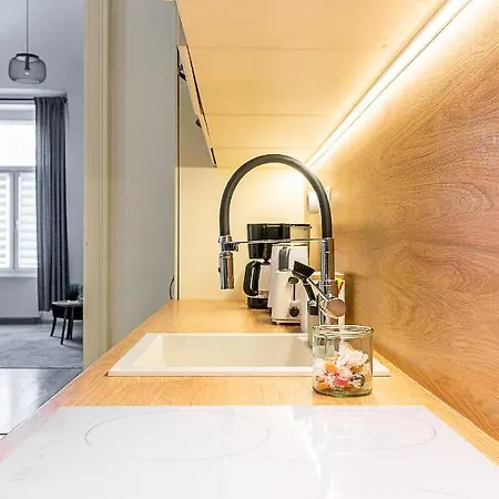 Mlynska Center With Private Parking Apartament *