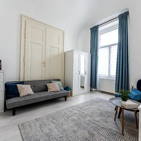 Apartment Center Mlynska With Private Parking Košice