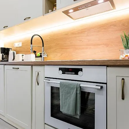 Mlynska Center With Private Parking Apartament