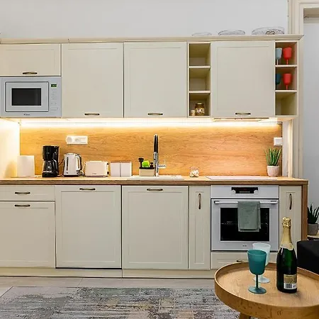 Apartament Mlynska Center With Private Parking Koszyce