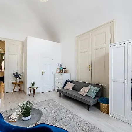 Apartament Mlynska Center With Private Parking *